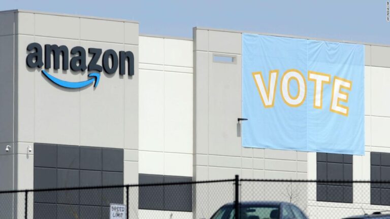 Jeff Bezos 1, Joe Biden 0