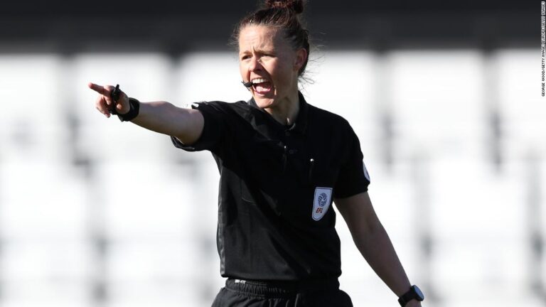 Referee Rebecca Welch makes history in English Football League debut