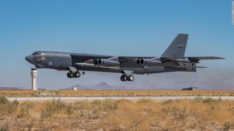 US Air Force test to launch ultra-fast hypersonic missile fails