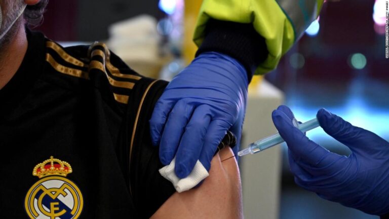 Frank Vandenbroucke sought to reassure the country, saying ‘there is no doubt that it is a good vaccine’