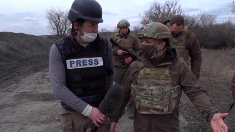 Unprecendented footage shows front line of Ukrainian conflict with Russia