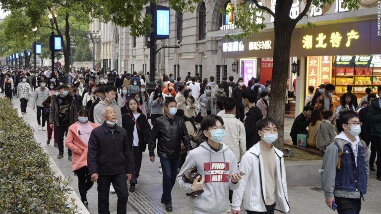 China’s economy grows by a record 18.3% in the first quarter