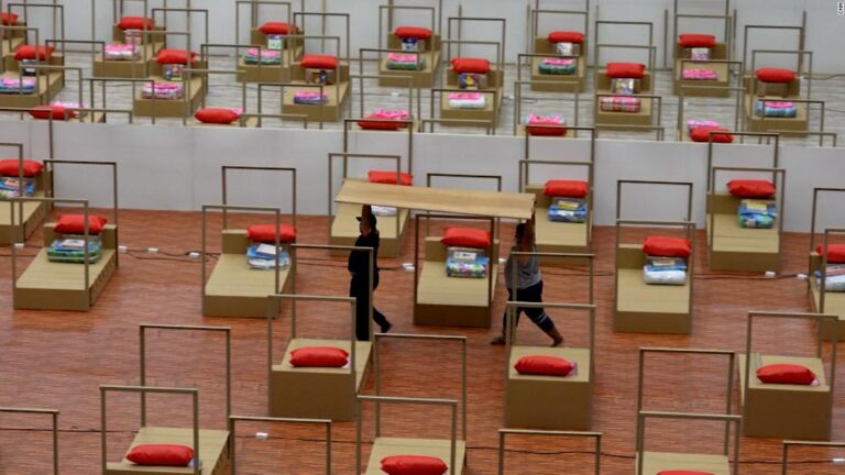 Thailand’s Covid-19 surge dampens hopes for tourism reopening