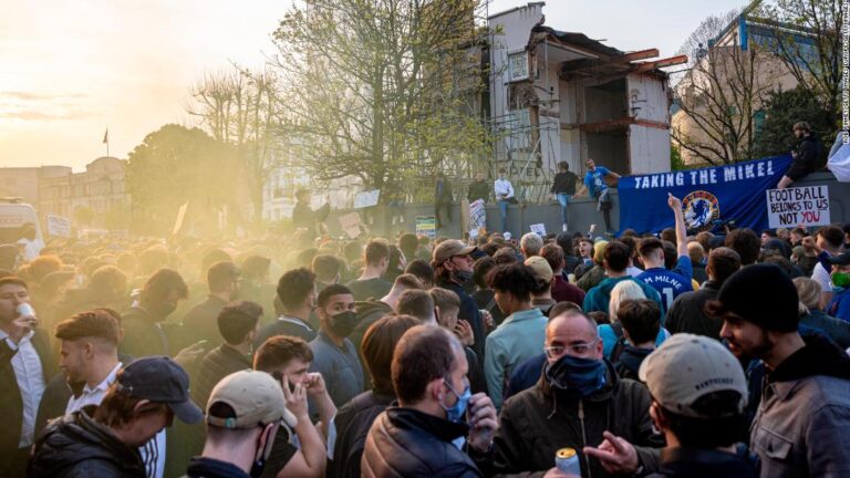 Breakaway European soccer league in doubt as several clubs reportedly preparing to pull out