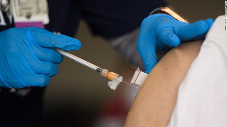 Pandemic authorities are failing the public. Can the media step up?