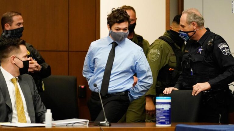 Virginia police officer fired after reports of donation to Kyle Rittenhouse