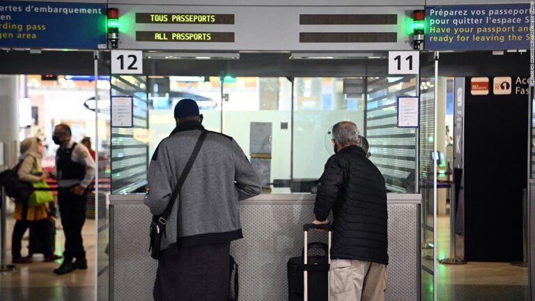 Fully vaccinated Americans will be able to vacation in the EU this summer, European Commission president tells New York Times