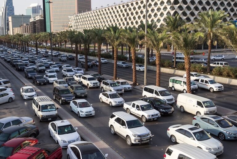 Saudi fund gives women travel expense increase for daily commute