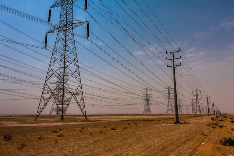 Saudi Arabia mulls exporting power to neighboring countries