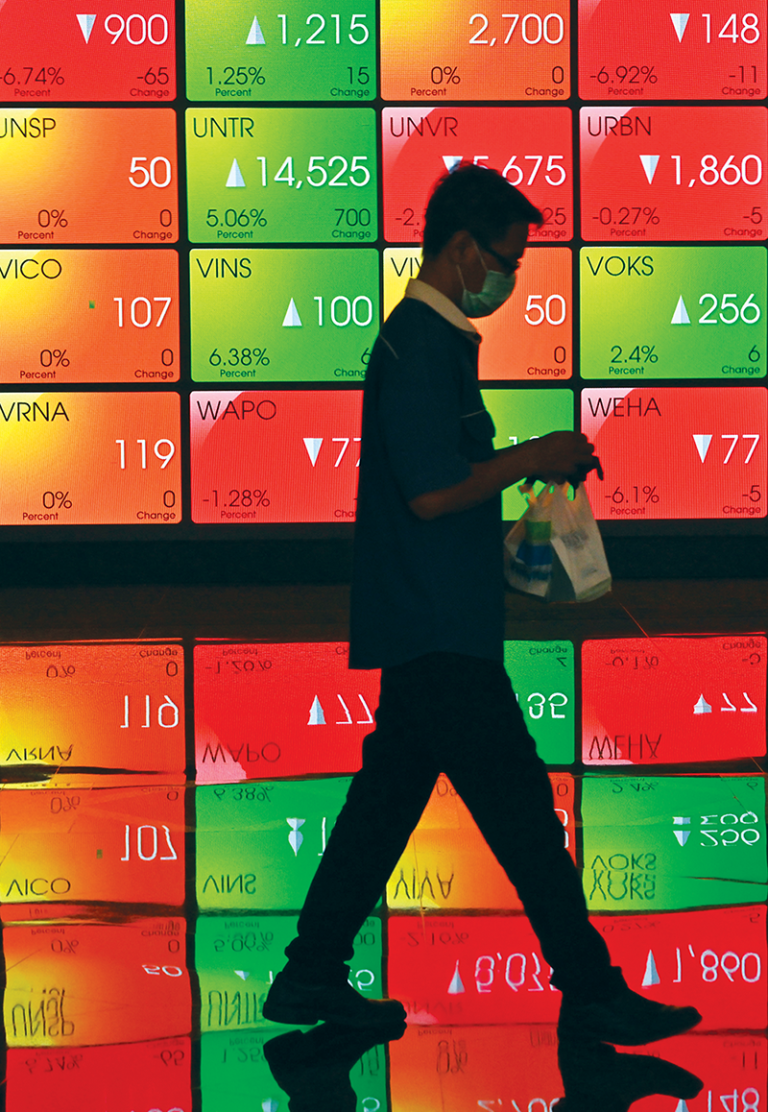 Stocks gain on optimism over recovery