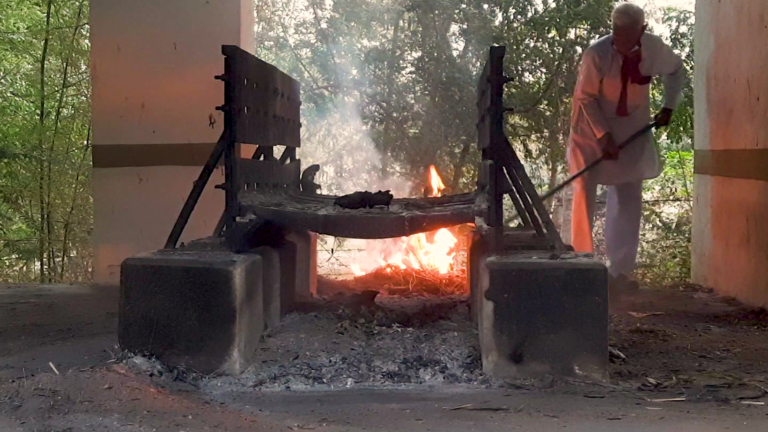 Devastating scenes show how Covid-19 is ravaging rural India