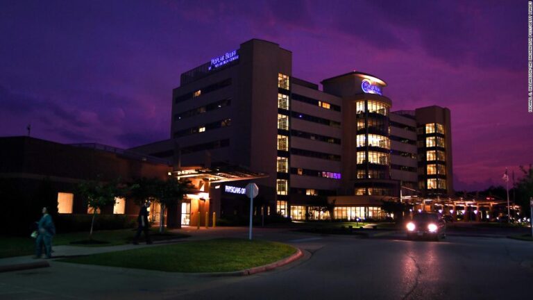 ‘There’s no way I can pay for this:’ One of America’s largest hospital chains has been suing thousands of patients during the pandemic