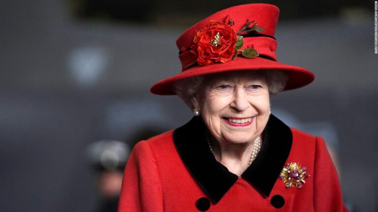 Queen Elizabeth visits UK’s largest warship, as it set sails for South China Sea