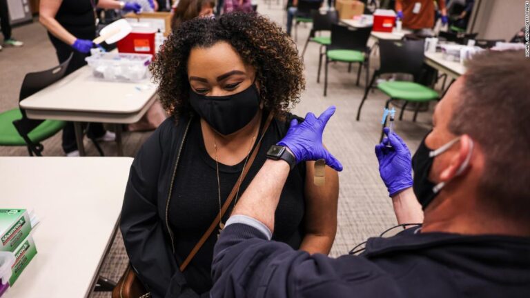 The slowing US Covid-19 vaccination rate is worrying experts