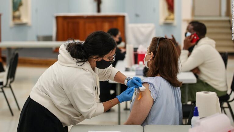 The US reaches 600,000 Covid-19 deaths as a new, dangerous variant is on the rise