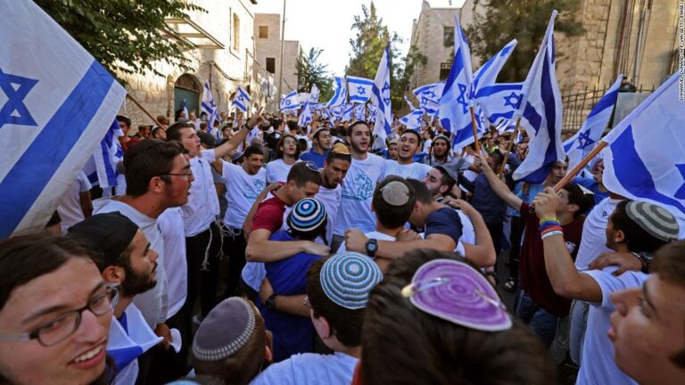 ‘Death to Arabs’ chanted by some right-wing Jewish groups at Flag March