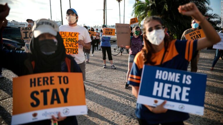 Federal judge blocks new DACA applications and says program is illegal