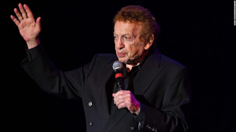 Jackie Mason, legendary comedian, dies at 93