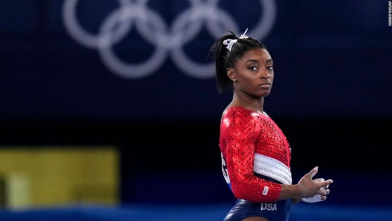 Simone Biles withdraws from vault and uneven bars finals