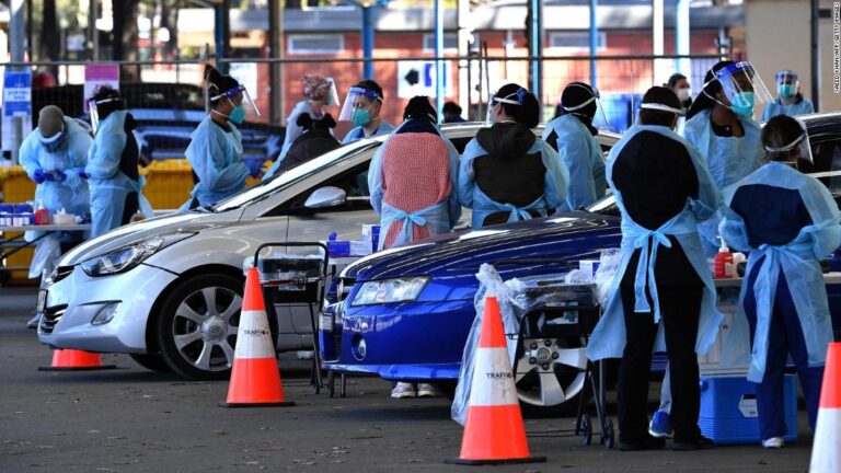 Sydney readies for the army as lockdown fails to squash Delta outbreak
