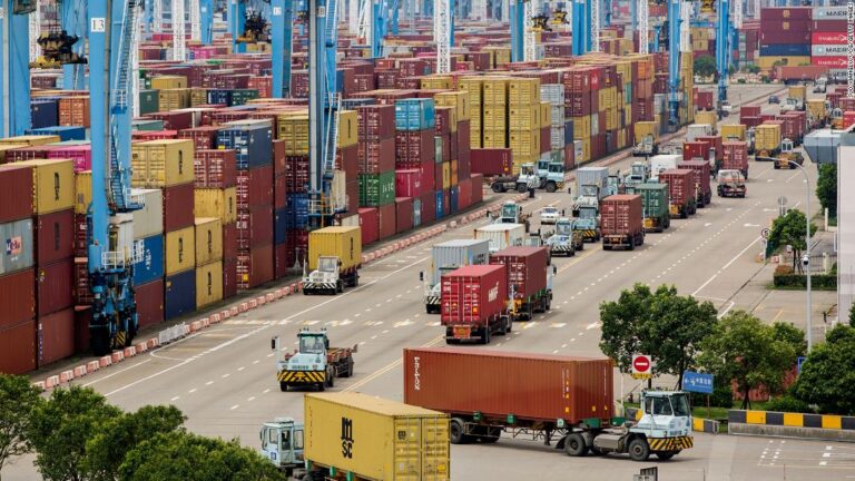 The shipping crisis is getting worse. Here’s what that means for holiday shopping