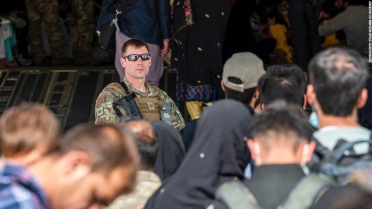 Inside the scramble to help Americans and Afghans escape Afghanistan