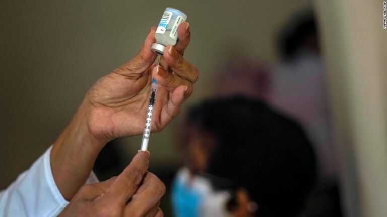 Cuban doctors voice rare criticism of government’s Covid-19 handling