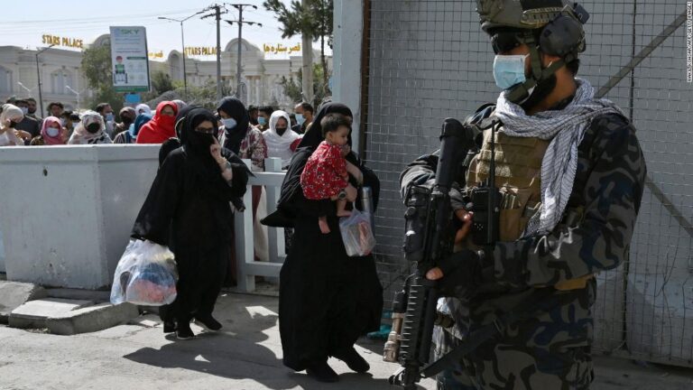 US gives details of retaliatory strike as final evacuations continue