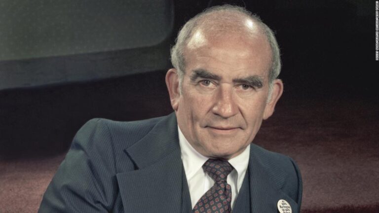 Ed Asner, acclaimed ‘Mary Tyler Moore Show’ actor, dies at 91