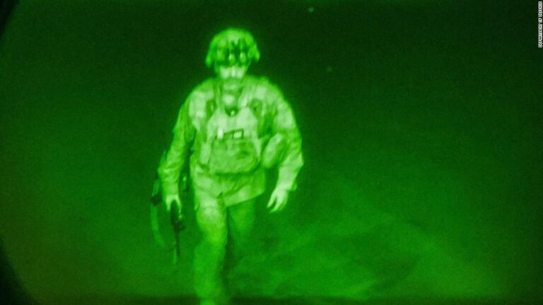Maj. Gen. Chris Donahue was last soldier to board final C-17 out of Kabul