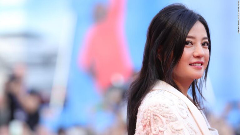 China cracks down on celebrities and their fans