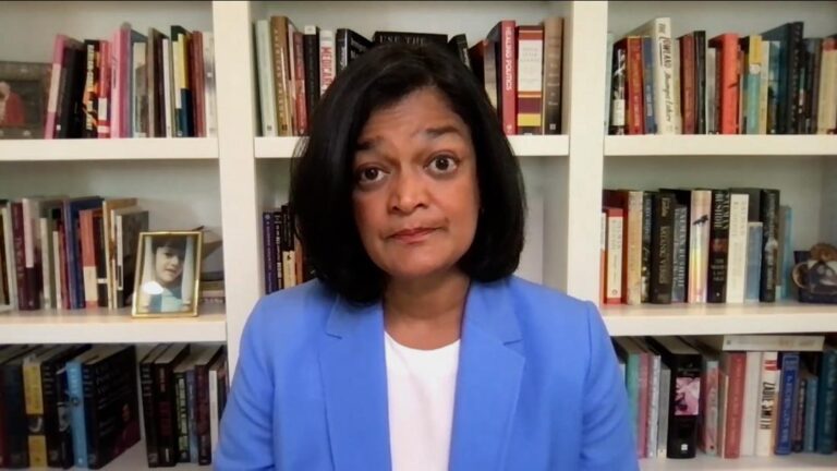 Congresswoman makes a personal revelation to fight Texas abortion ban