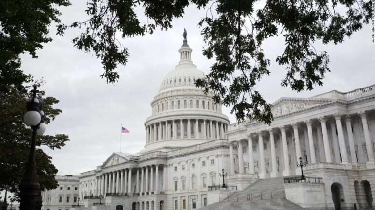 US lawmakers race the clock to avert shutdown ahead of midnight deadline