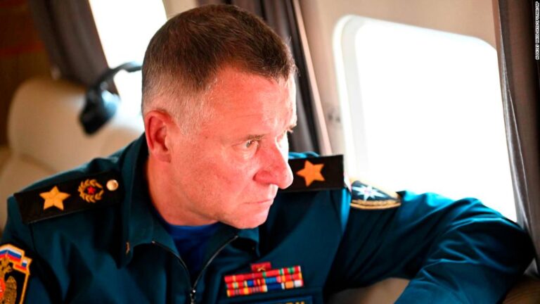 Russian minister Yevgeny Zinichev dies during training exercises in the Arctic