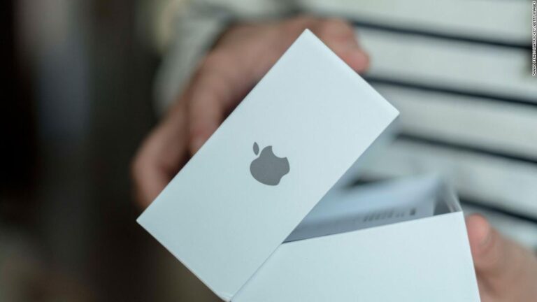 Apple set to unveil new iPhones