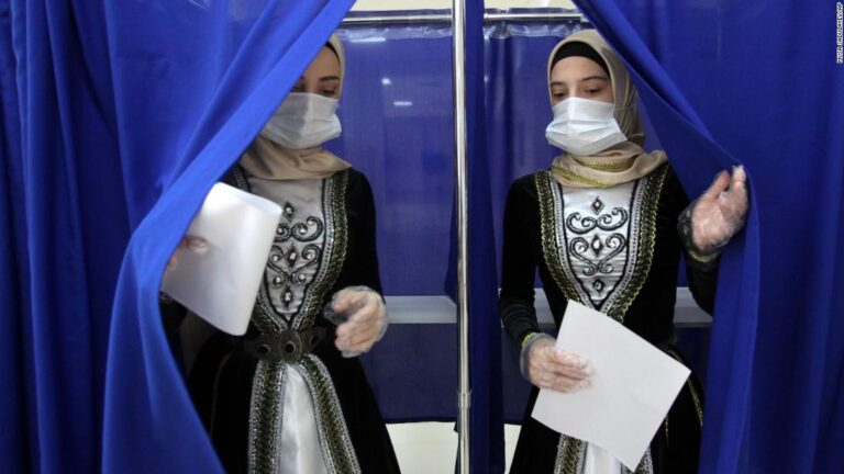 Russia’s ruling party on track to retain majority in lower house of Russian Parliament