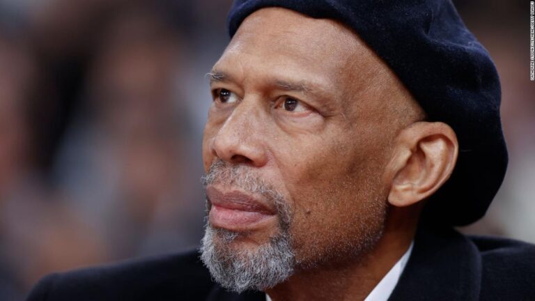 NBA legend calls for unvaccinated players to be removed from teams