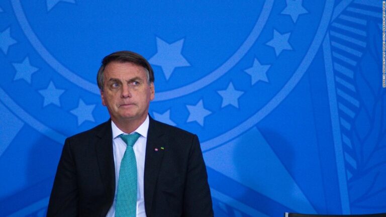 Leaked Covid-19 report calls for mass homicide charges against Jair Bolsonaro