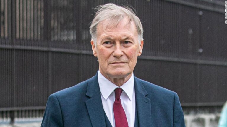 Counterterror officers will lead investigation of UK lawmaker’s killing
