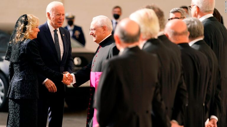 Biden meets Pope Francis at start of Europe tour