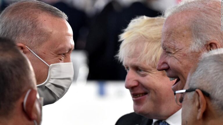 Joe Biden to meet with Erdoğan and face the global press on his last day in Rome