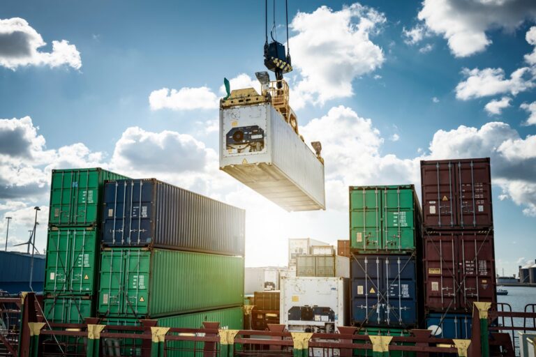Egypt’s non-oil exports rose to $2.56 billion in September