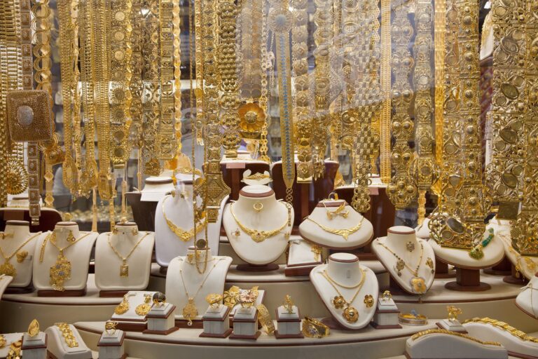 Gold demand drops 7% annually as ETF outflows gain traction