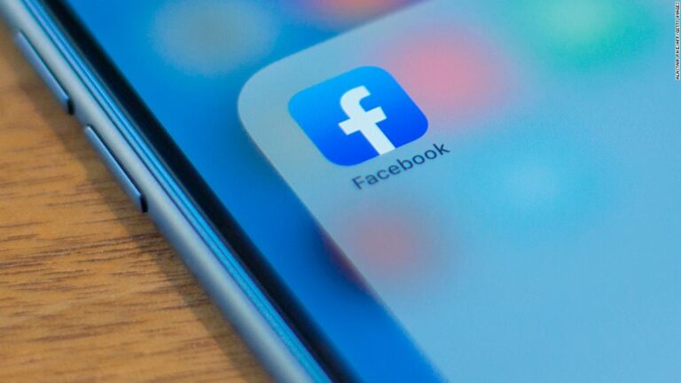 CNN Poll: Three out of four adults think Facebook is making society worse