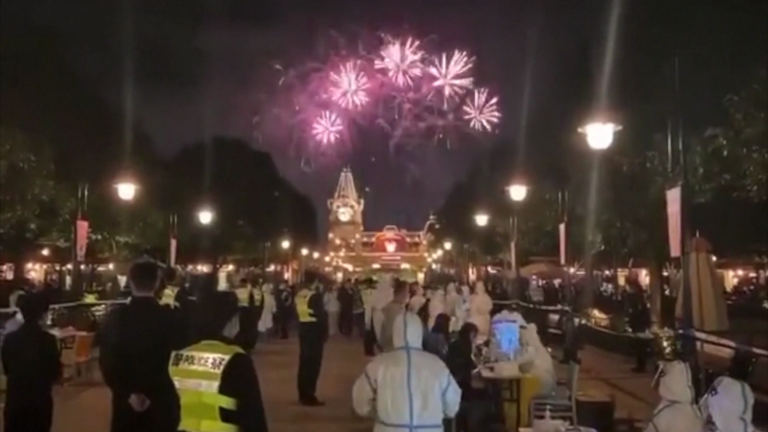 See what happened as Shanghai Disneyland went into snap lockdown