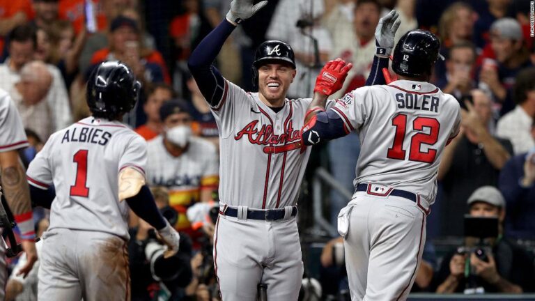 Atlanta Braves win World Series for the first time since 1995
