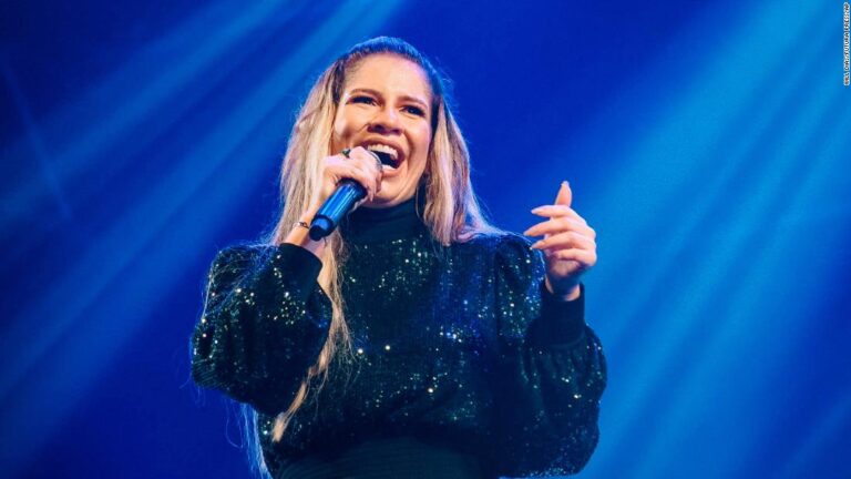 Marília Mendonça, chart-topping Brazilian musician, dies in plane crash