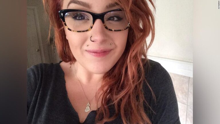 Chris Daughtry postpones shows following the sudden death of his daughter