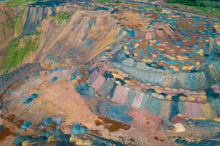Saudi mining firm Golden Compass signs $133m in deals