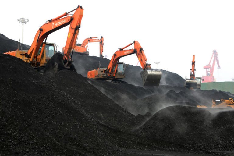 China’s daily coal output stabilizes at 12m tons